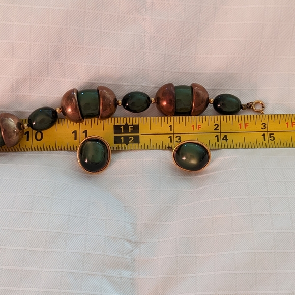 ❤️ Green/Copper Colored 15" Necklace, Post Earrings - Picture 2 of 5